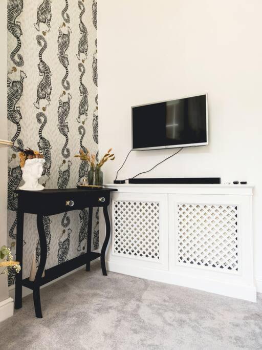 New Marylebone Gem/One Bedroom Лондон Экстерьер фото